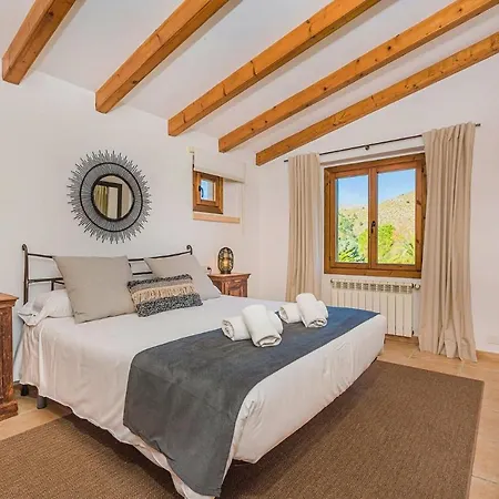 Font Xica Petit By Sealand * Port de Pollenca